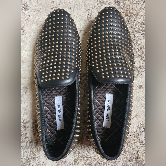 Men's Steve Madden Capital 9 42 Black Gold Studded Slipon Loafers Shoe New Years - Picture 2 of 9